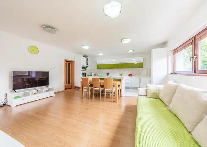 Krasne Ubytovani S Balkonem