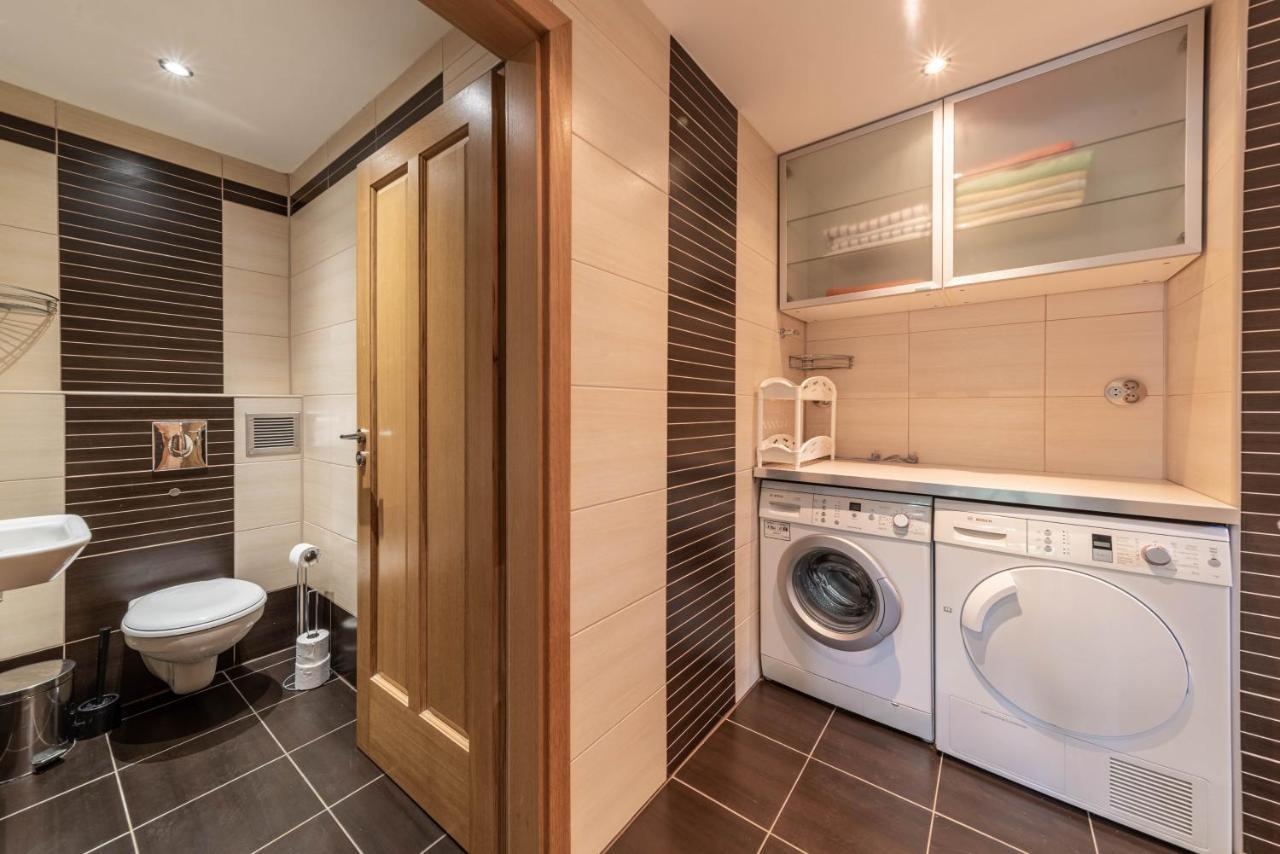 Apartment Krasne Ubytovani S Balkonem *
