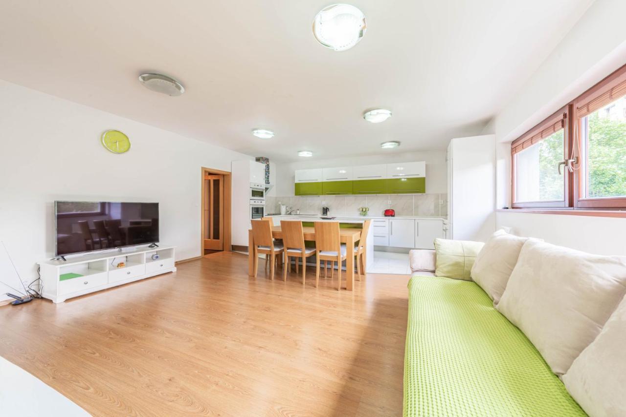 Krasne Ubytovani S Balkonem Prague
