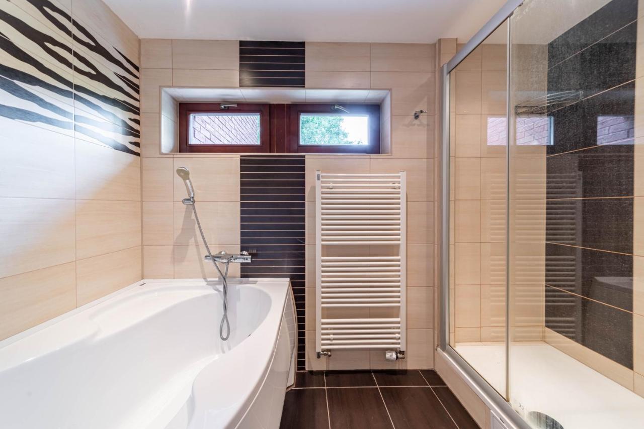 Appartement Krasne Ubytovani S Balkonem Praag