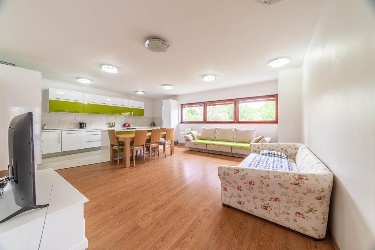Appartement Krasne Ubytovani S Balkonem